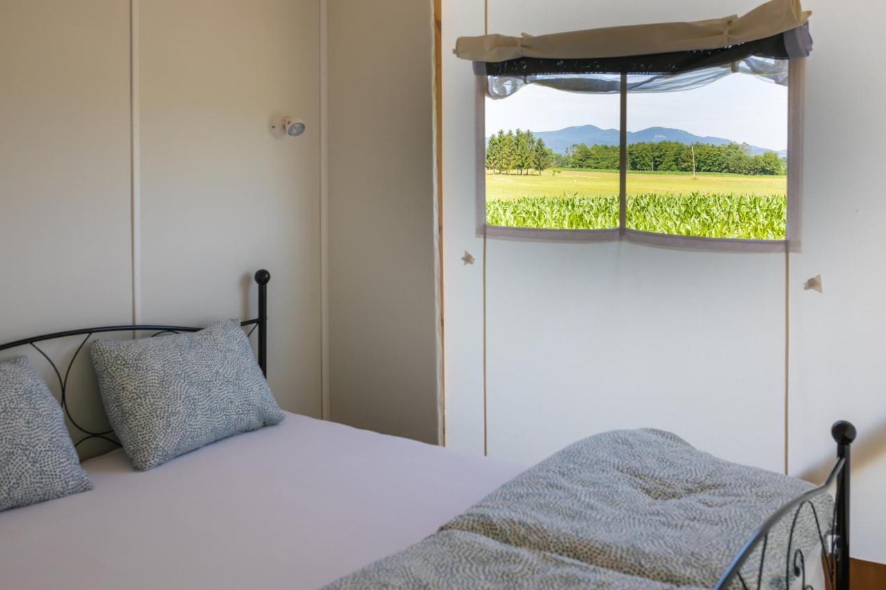 Glamping Kolpa Resort Gradac 外观 照片
