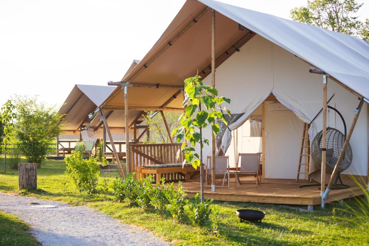 Glamping Kolpa Resort Gradac 外观 照片