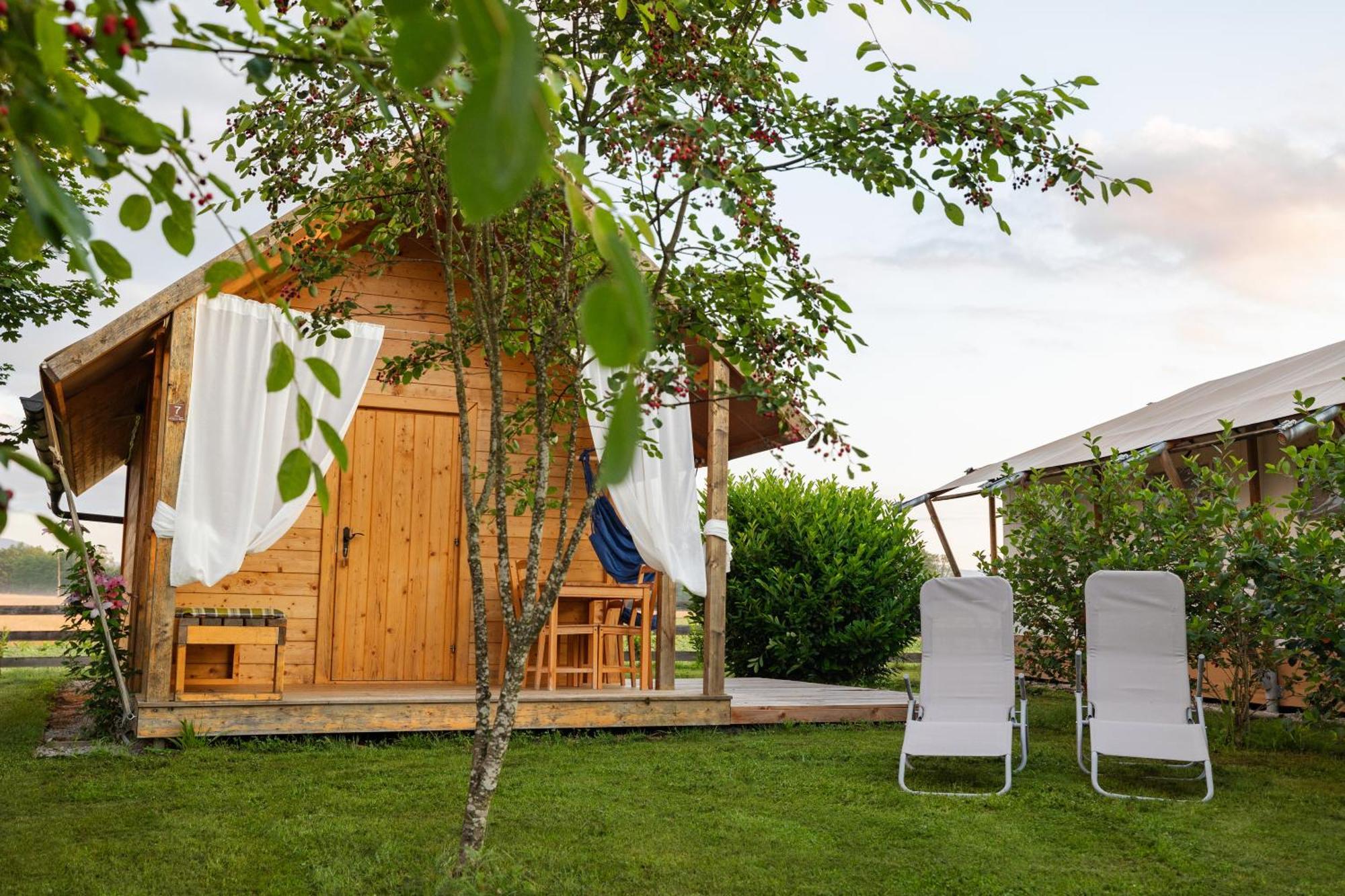 Glamping Kolpa Resort Gradac 外观 照片