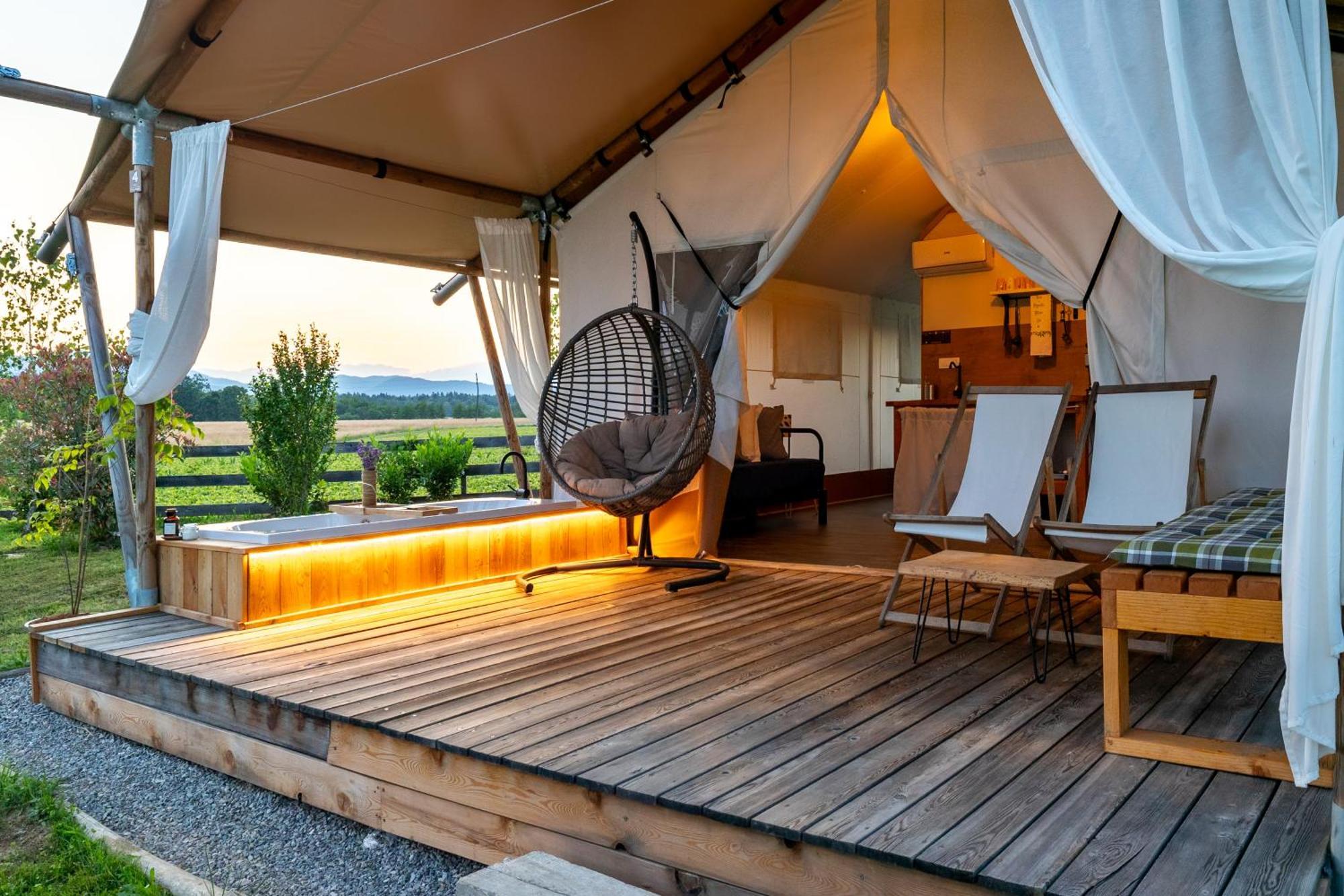 Glamping Kolpa Resort Gradac 外观 照片