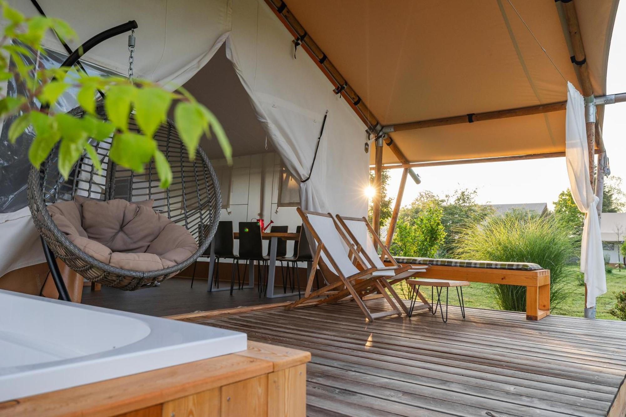 Glamping Kolpa Resort Gradac 外观 照片