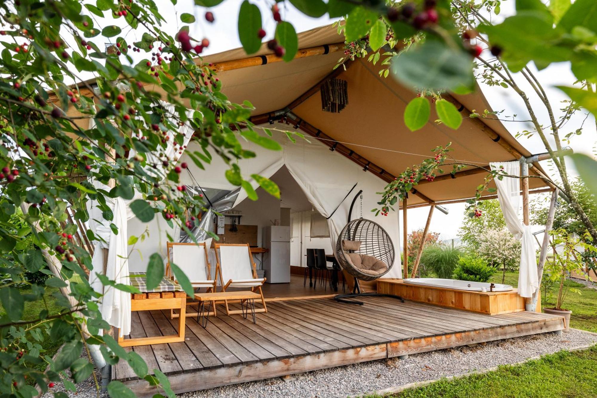 Glamping Kolpa Resort Gradac 外观 照片